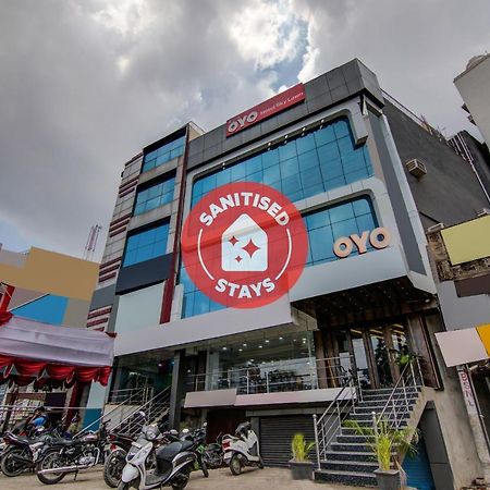 Oyo 12736 Skylawn Hotel Jamshedpur Eksteriør billede