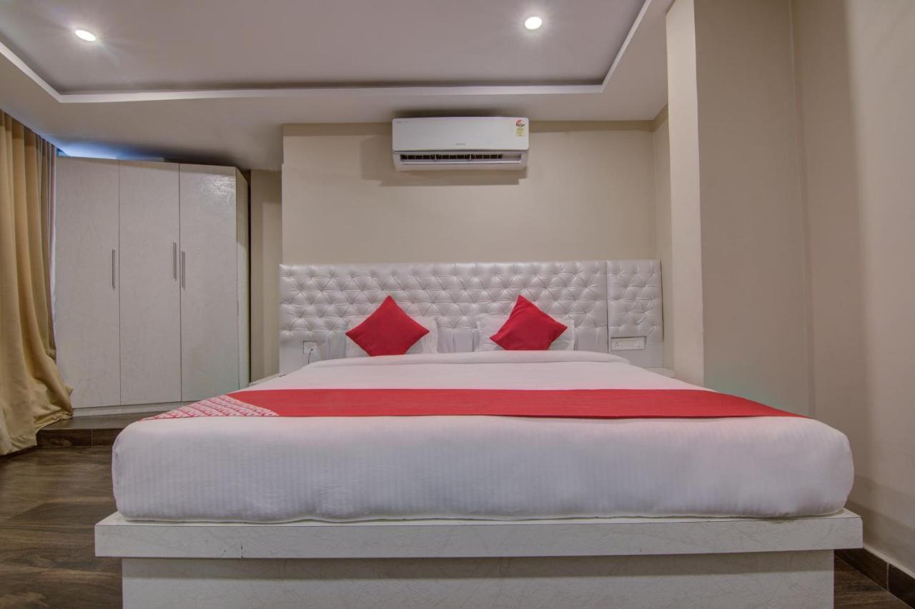 Oyo 12736 Skylawn Hotel Jamshedpur Eksteriør billede