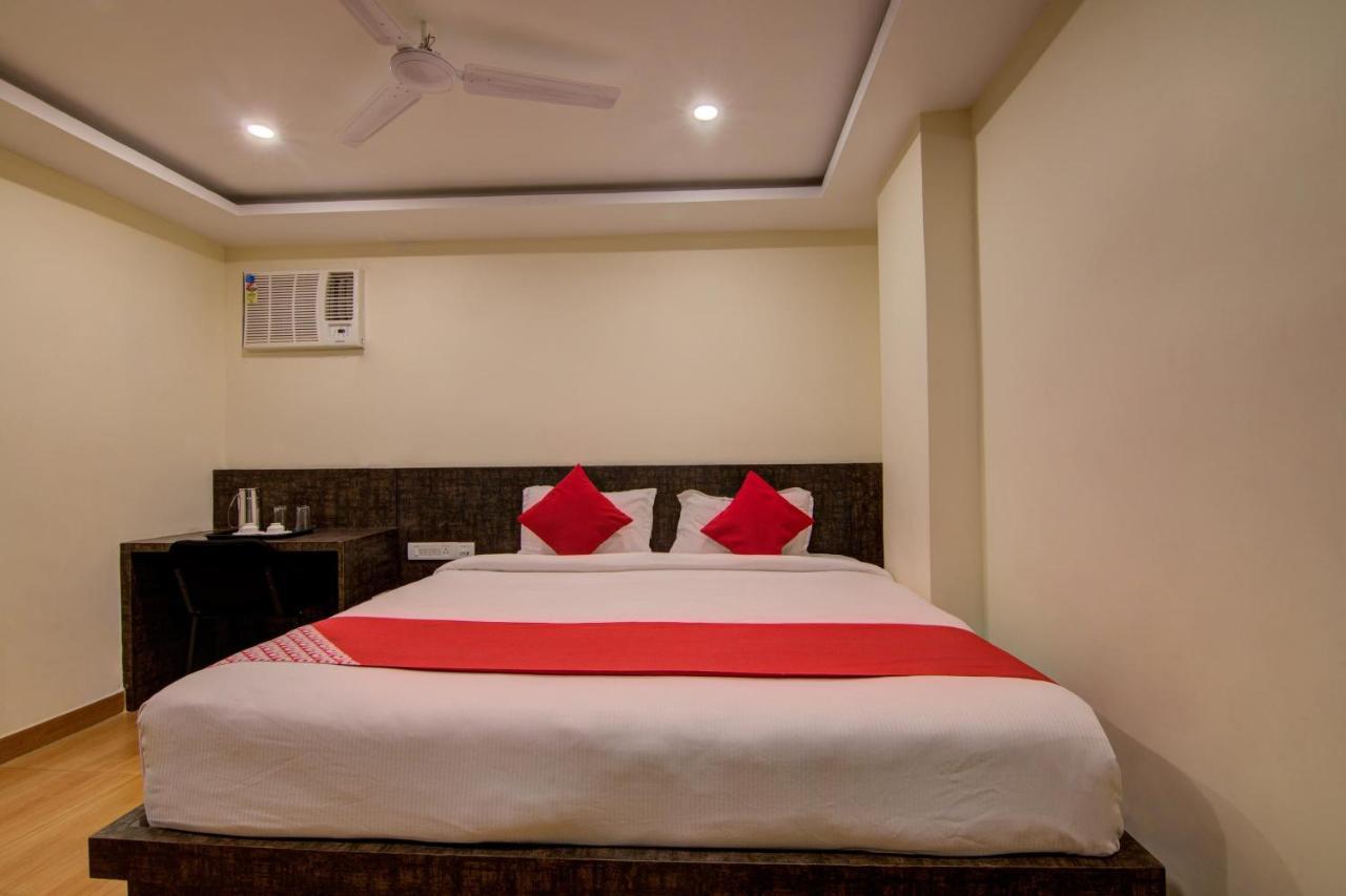 Oyo 12736 Skylawn Hotel Jamshedpur Eksteriør billede